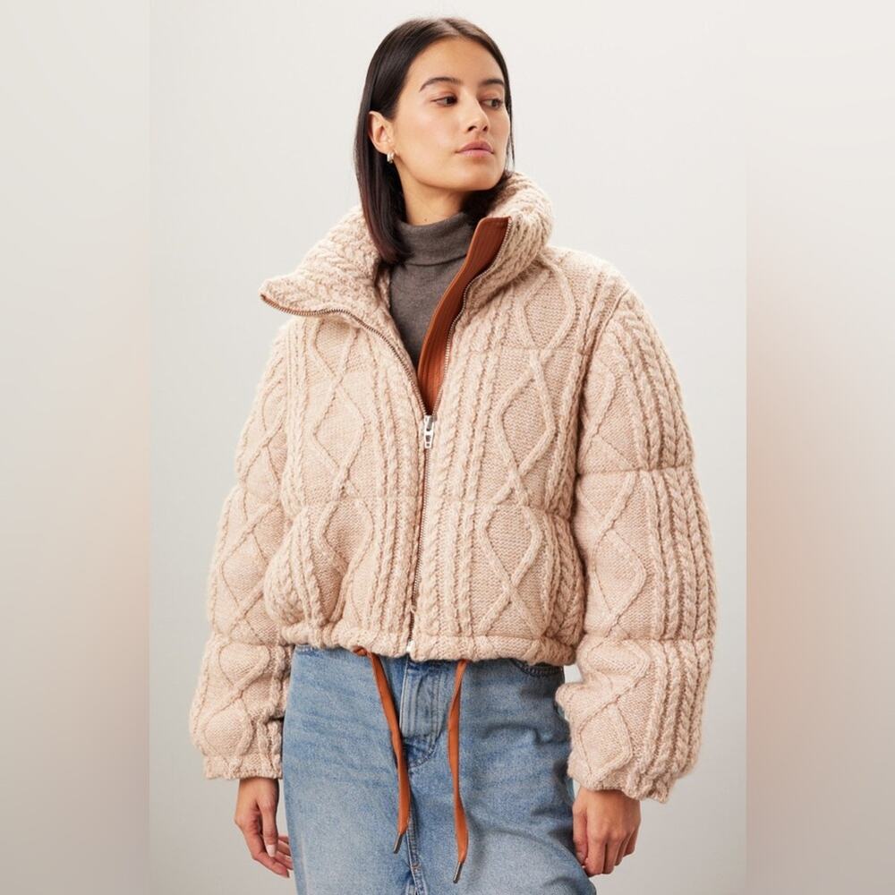 Blank NYC Sweater Puffer Short List Jacket Large Cream Damage